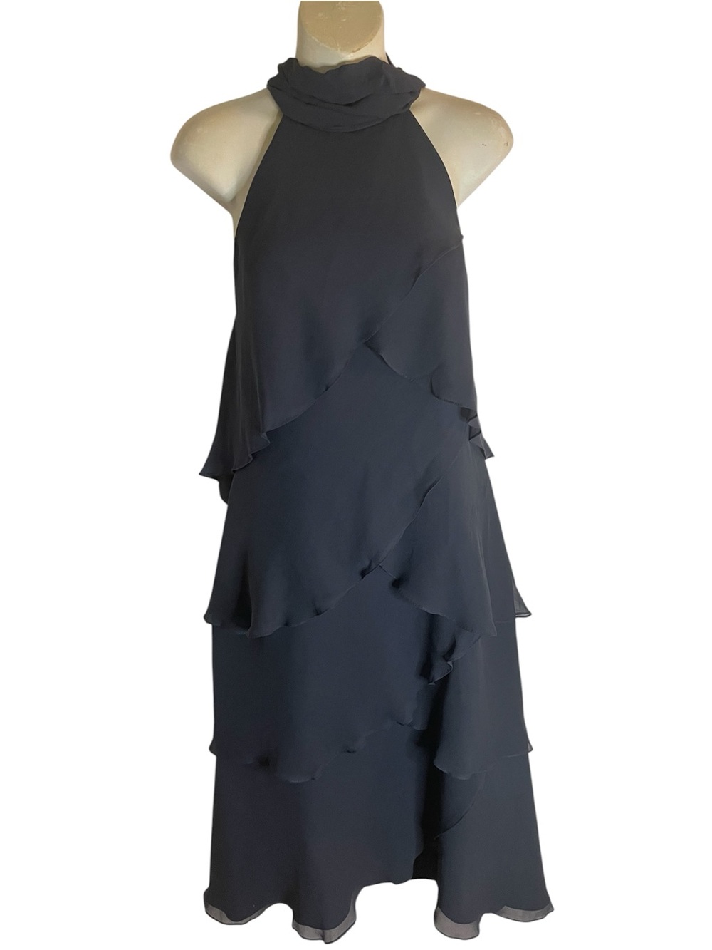 Daymor Couture Elegant Navy Tiered Halter Dress Size 10 pure silk trad wife chic